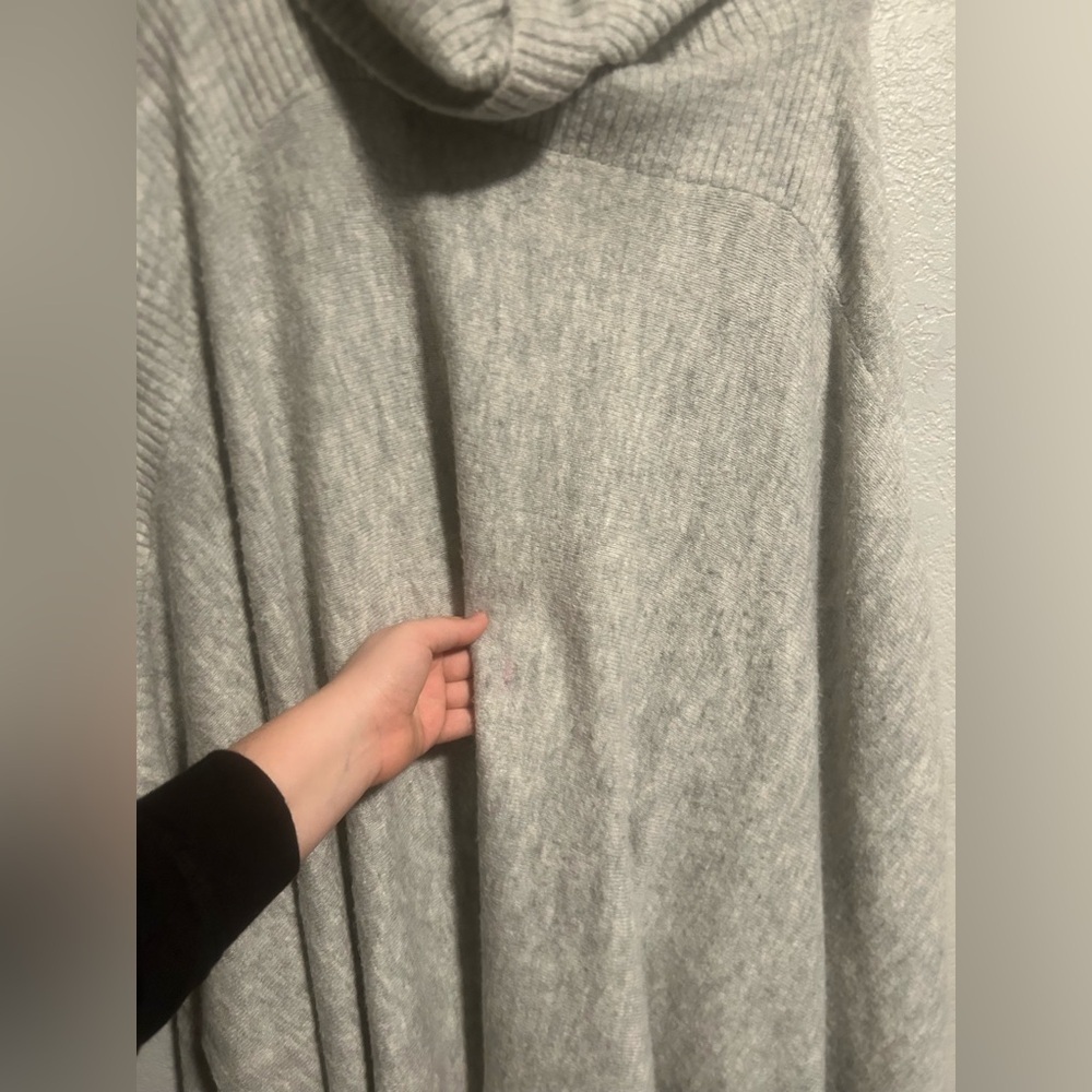 Women's Simply Vera Vera Wang Draped Turtleneck Poncho Sweater - Picture 7 of 8
